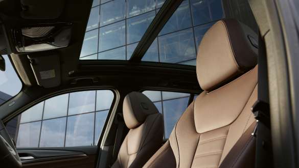 Panoramic Glass Sunroof - INTERIOR HIGHLIGHTS - BMW IX3 car page - life ev eg